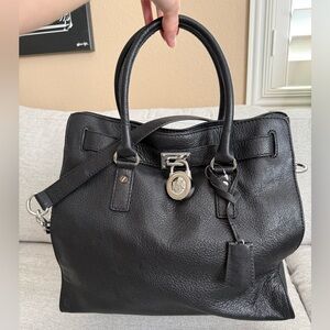 Michael Kors Large Black Leather Hamilton